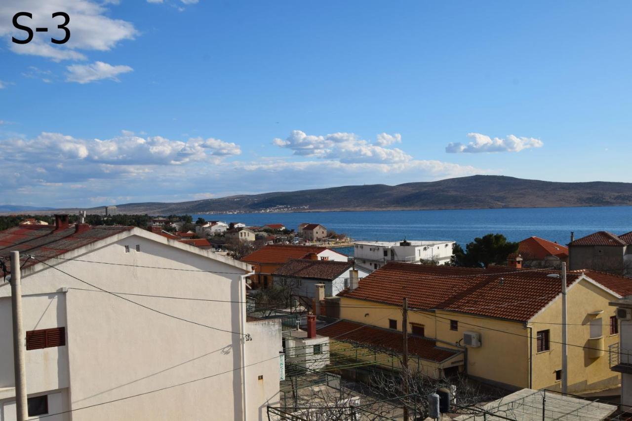 Apartments Mira Starigrad Paklenica Bagian luar foto