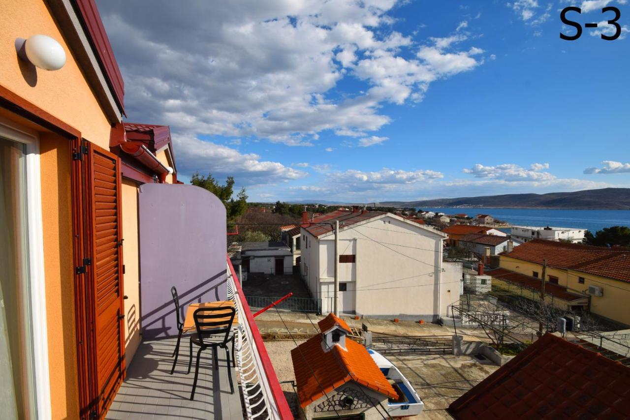 Apartments Mira Starigrad Paklenica Bagian luar foto